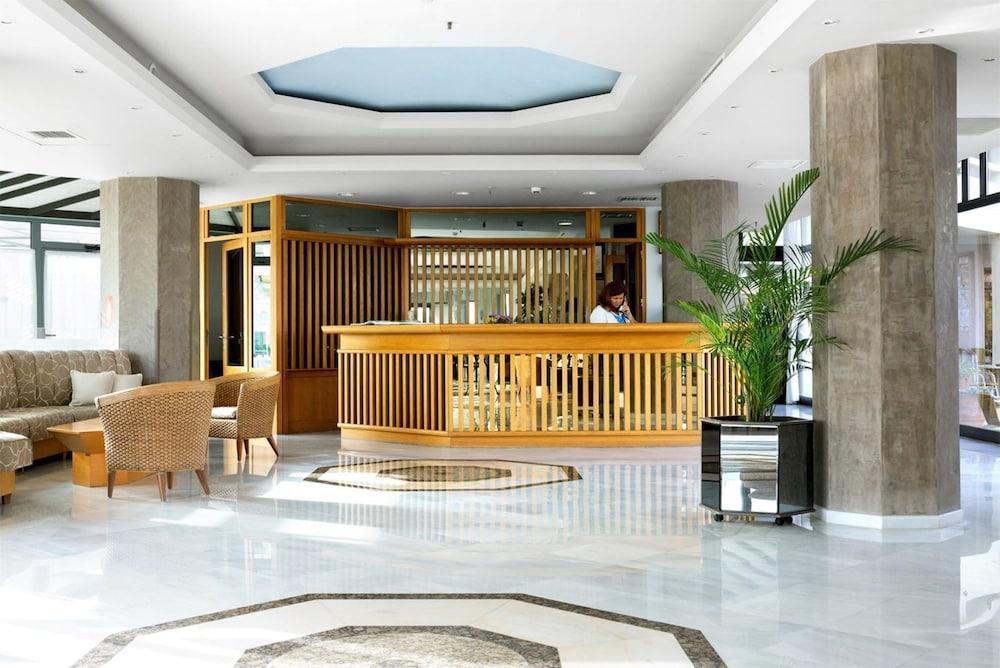 Pearl Hotel