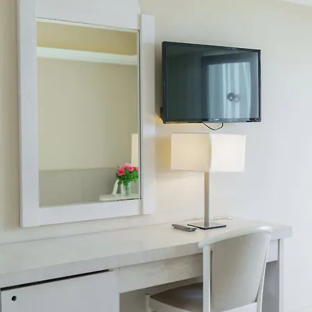 Pearl Beach Rethymno  Room photo
