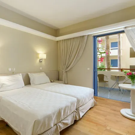 Pearl Beach Rethymno  Room photo