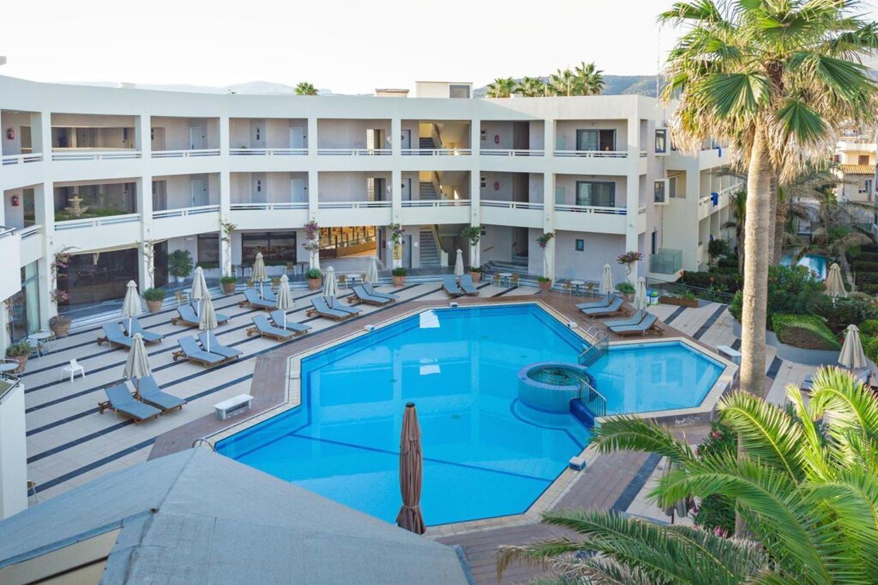 Pearl Hotel 4*