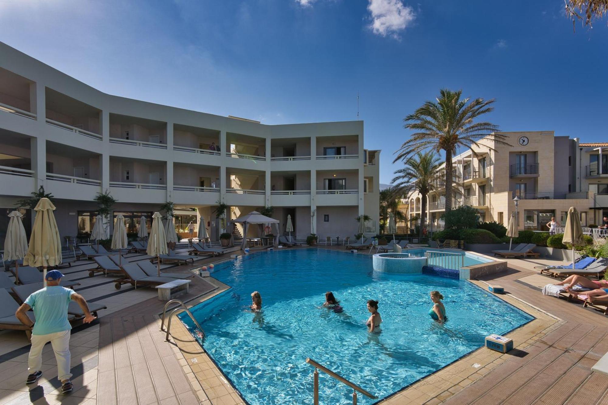 Pearl Hotel 4*