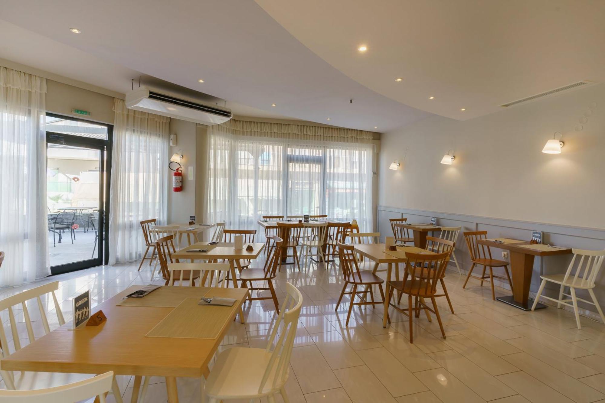 Hotel Pearl 4*